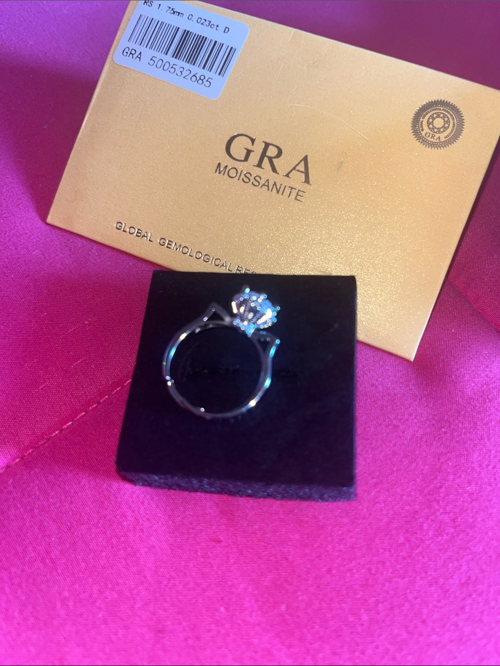 Sparkling White 925 Sterling Silver Cluster Ring With 2k Moissanite Stones View 2